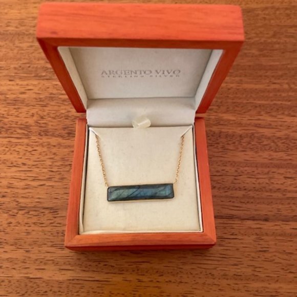 Labradorite Argento Vivo Necklace - Picture 2 of 4